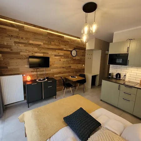 Widok Na Las, Pod Reglami * Шклярска-Поремба